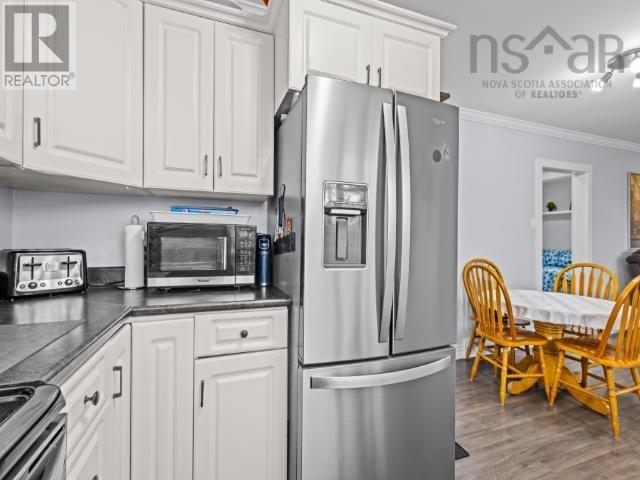4 Elmdale Crescent, Leiblin Park, Nova Scotia  B3R 2G5 - Photo 13 - 202619313