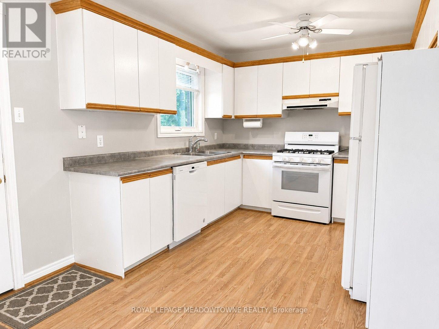 89 Royal Beech Drive, Wasaga Beach, Ontario  L9Z 1H5 - Photo 9 - S13524180