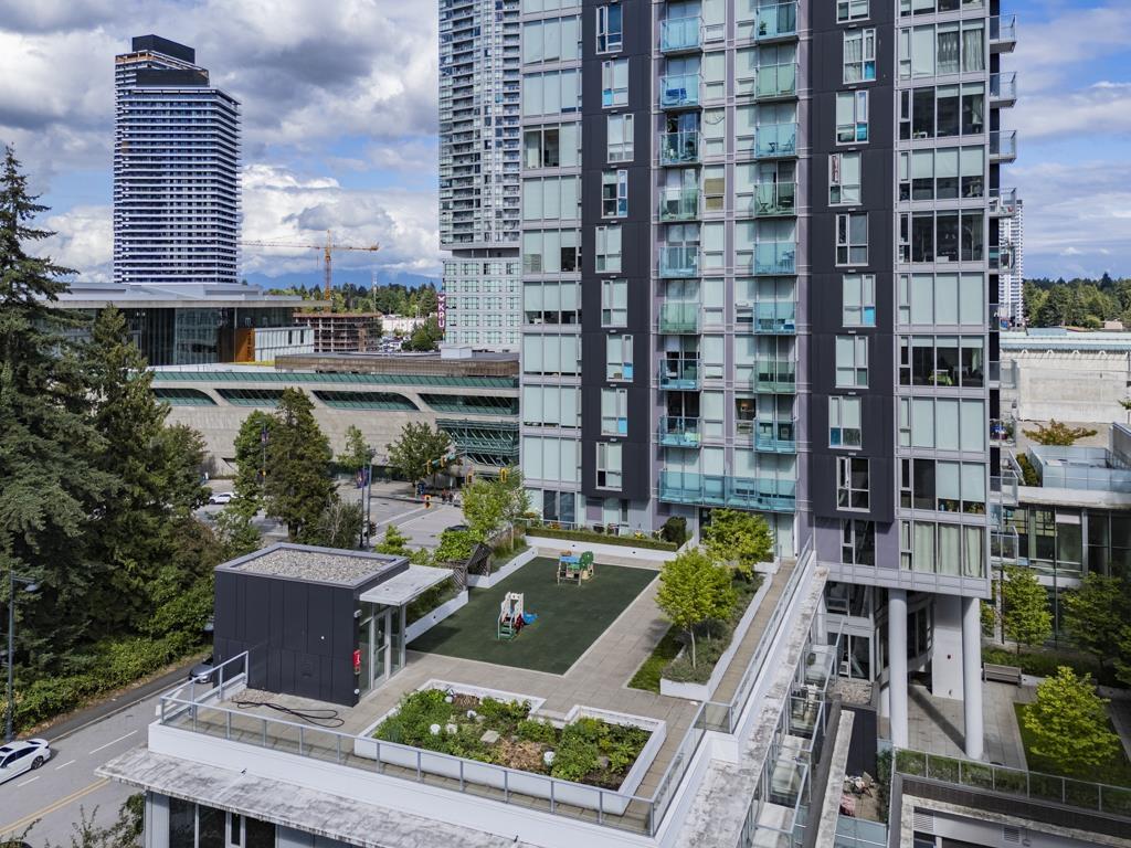 2105 13438 Central Avenue, Surrey, British Columbia  V3T 0N2 - Photo 4 - R3151720