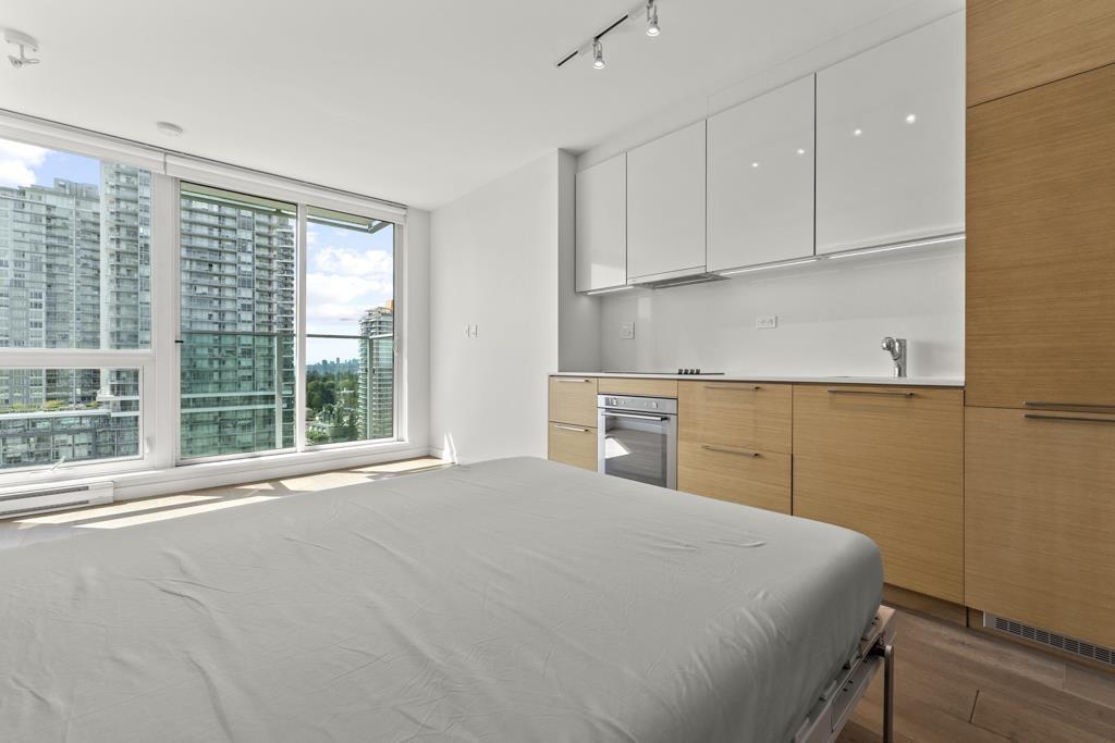 2105 13438 Central Avenue, Surrey, British Columbia  V3T 0N2 - Photo 19 - R3151720