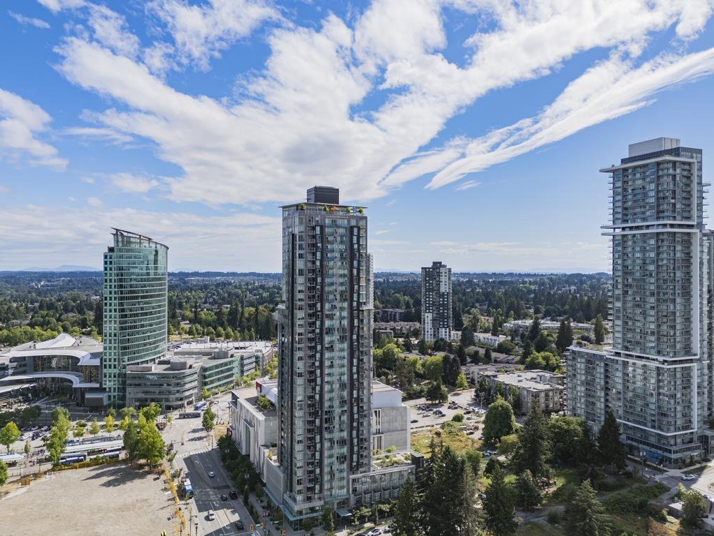 2105 13438 CENTRAL AVENUE, Surrey, British Columbia