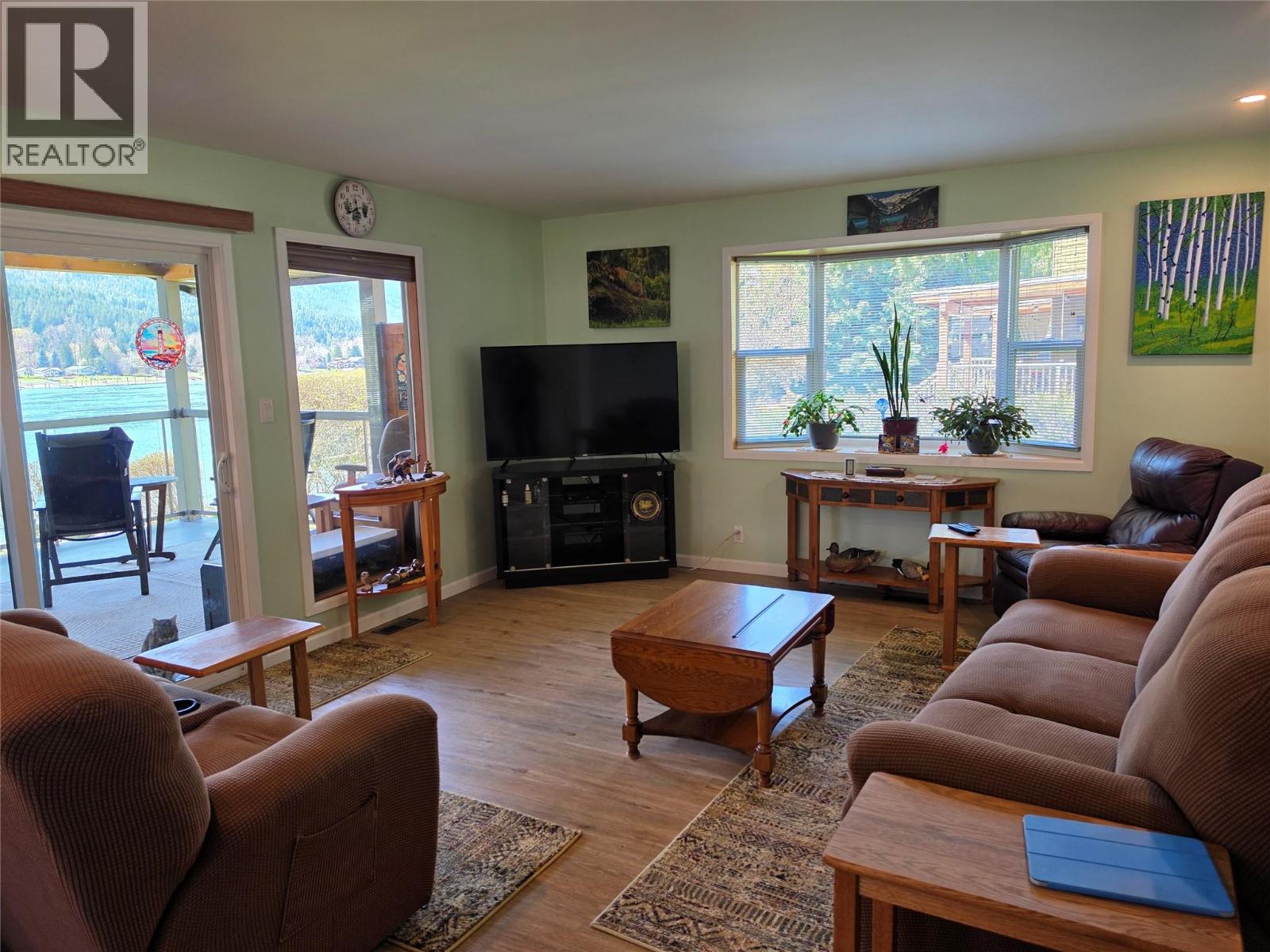 8350 Busk Road, Balfour, British Columbia  V0G 1C0 - Photo 12 - 10385667