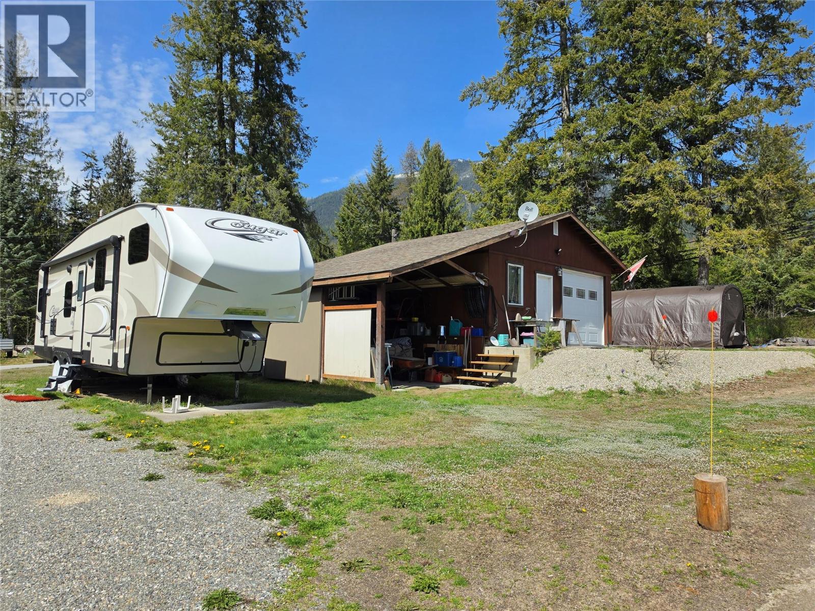 8350 Busk Road, Balfour, British Columbia  V0G 1C0 - Photo 60 - 10385667