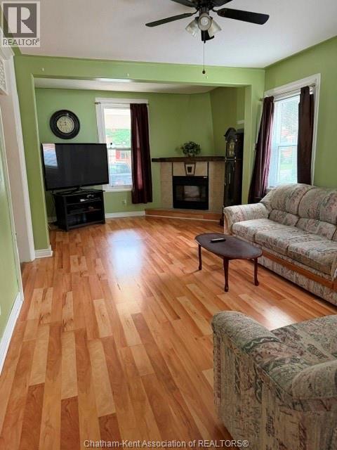 303 Wellington Street West, Chatham, Ontario  N7M 1K2 - Photo 4 - 26014528
