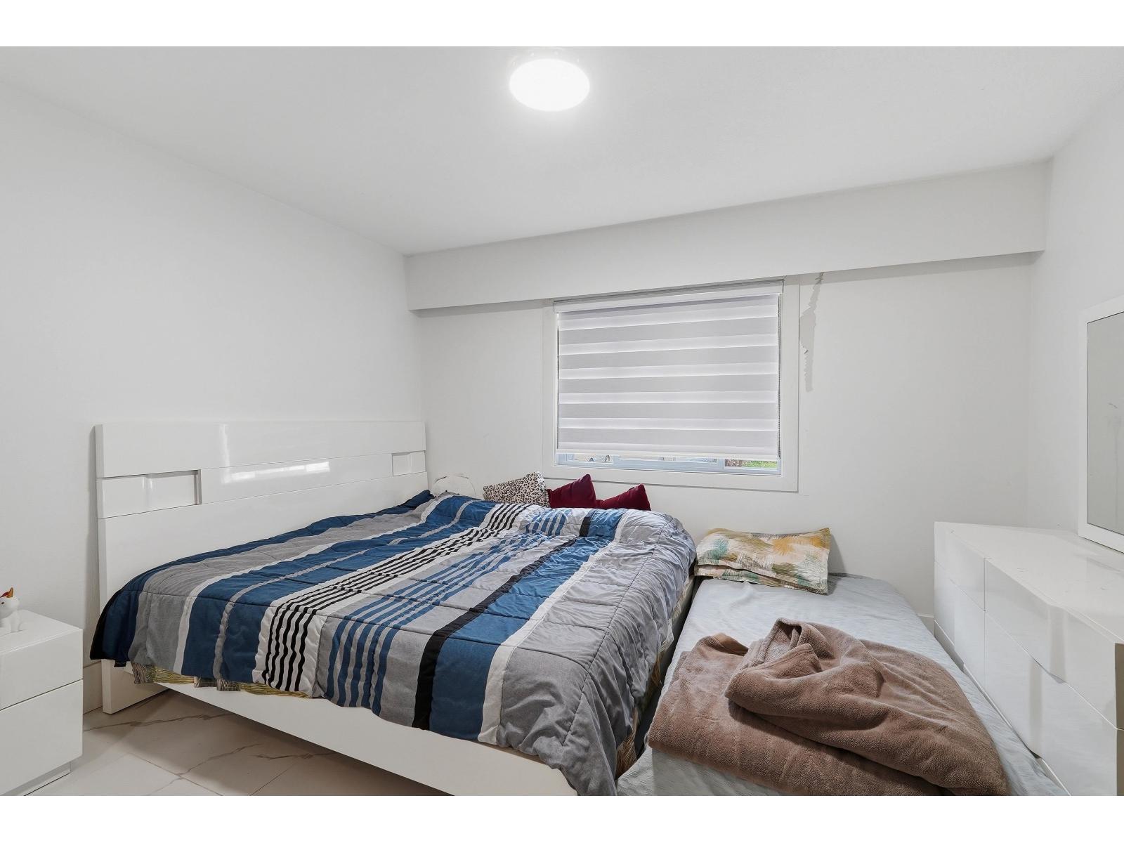 17886 59a Avenue, Surrey, British Columbia  V3S 1R1 - Photo 10 - R3151581