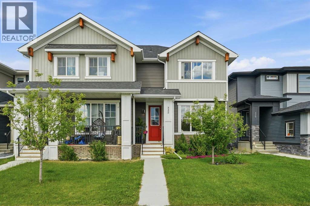 332 Lawthorn Way SE, Airdrie, Alberta