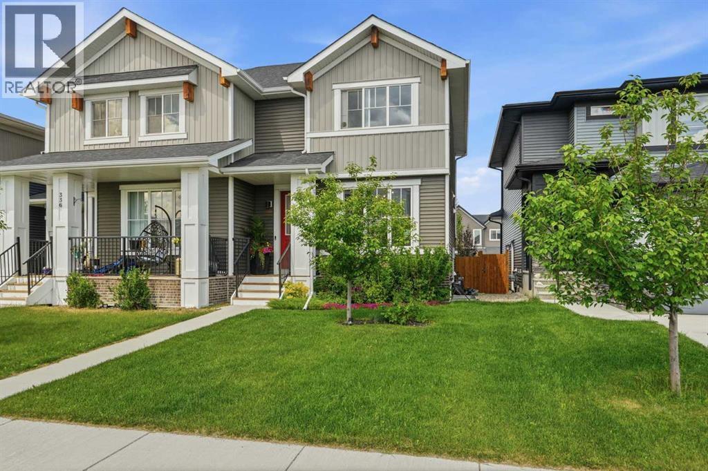 332 Lawthorn Way SE, Airdrie, Alberta  T4A 3M7 - Photo 2 - A2324148