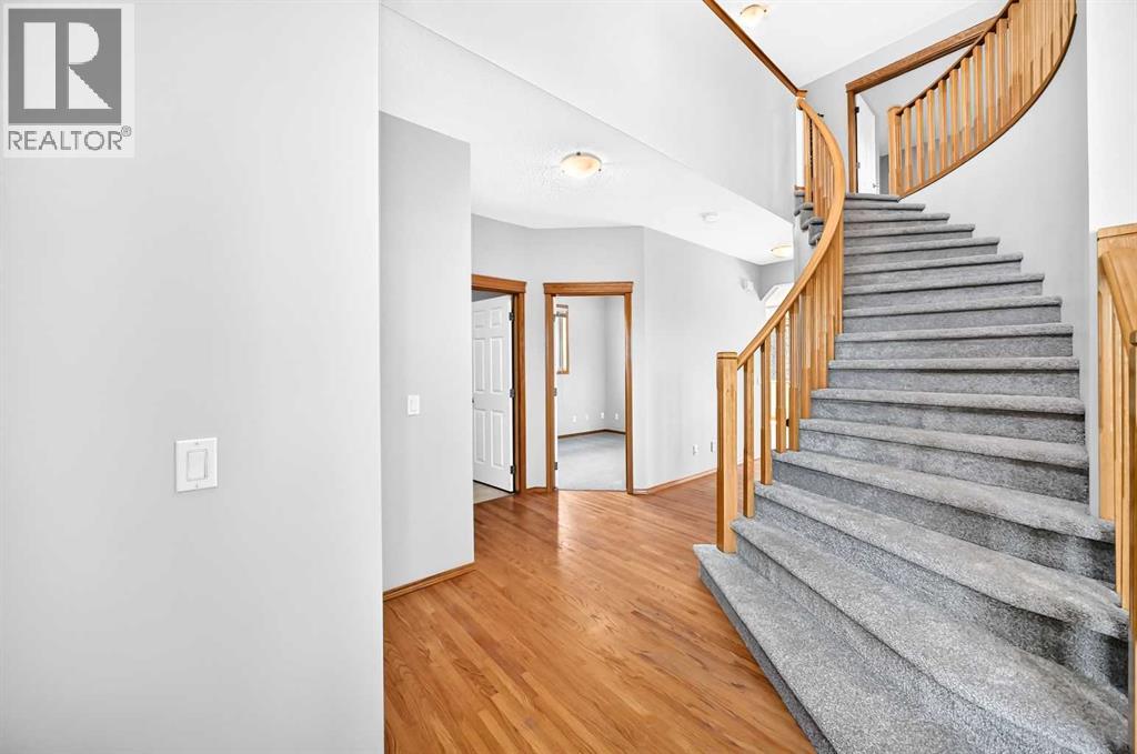 83 Edgeridge Close NW, Calgary, Alberta  T3A 6K5 - Photo 22 - A2327556