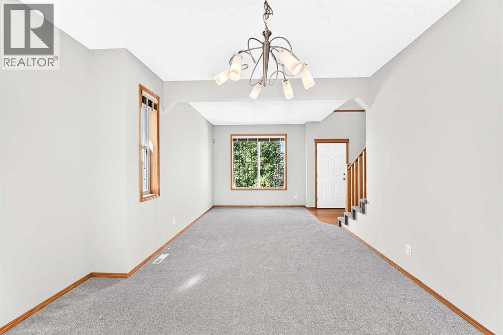 83 Edgeridge Close NW, Calgary, Alberta  T3A 6K5 - Photo 15 - A2327556