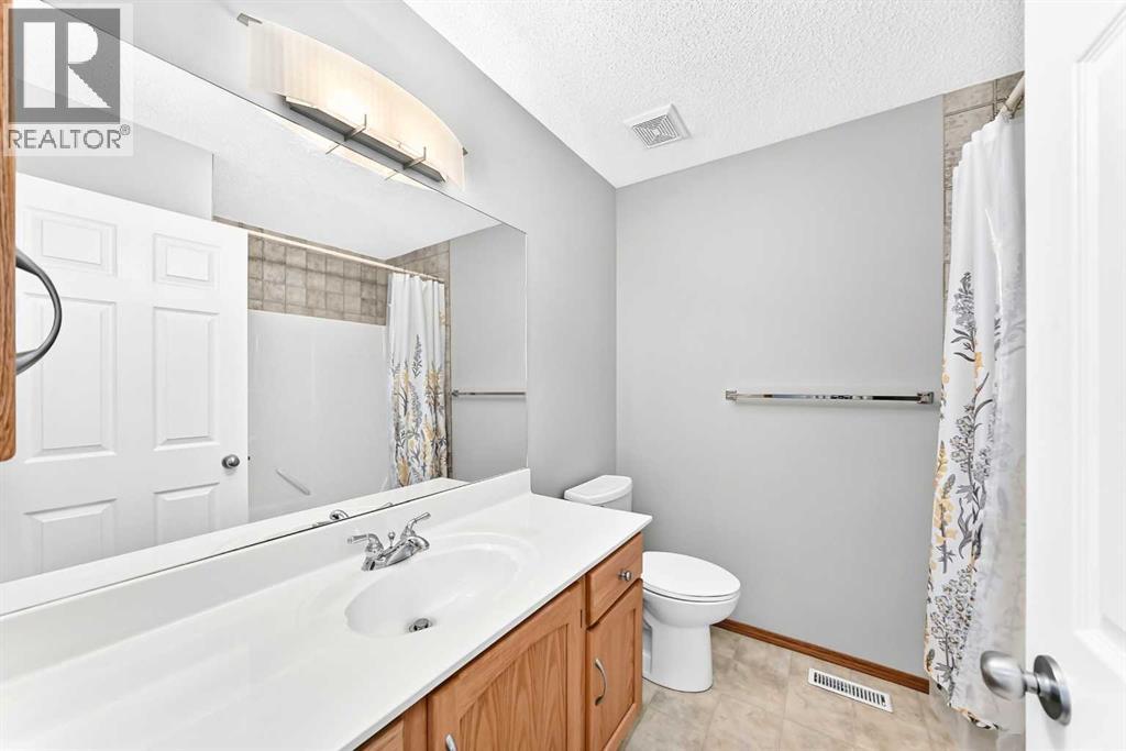 83 Edgeridge Close NW, Calgary, Alberta  T3A 6K5 - Photo 33 - A2327556