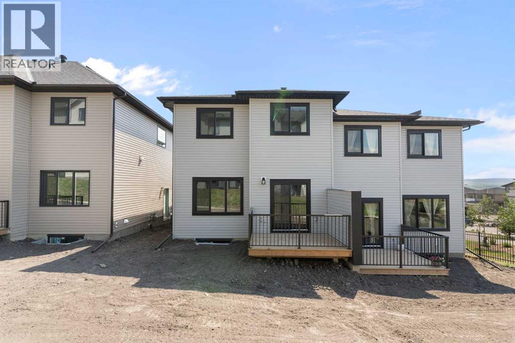 83 Heritage Manor, Cochrane, Alberta  T4C 3K8 - Photo 50 - A2333350