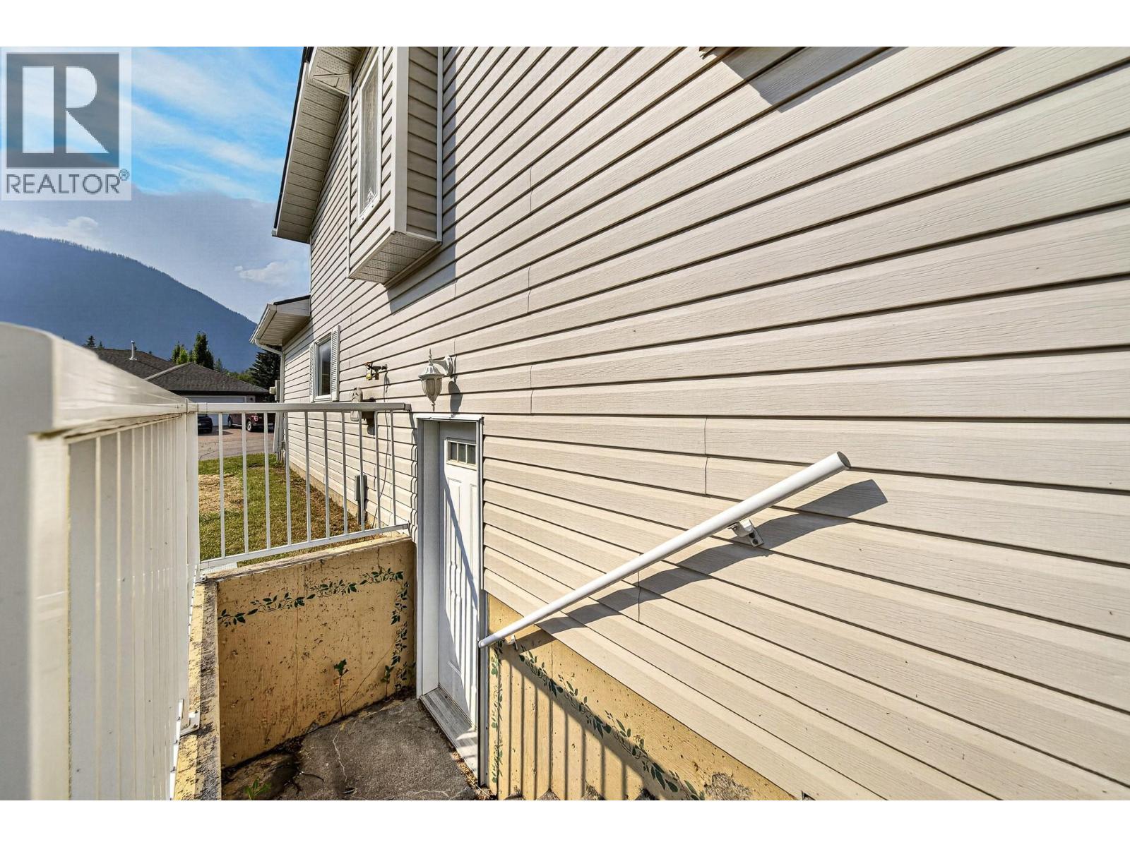 1255 Valley View Drive, Sparwood, British Columbia  V0B 2G2 - Photo 52 - 10395860