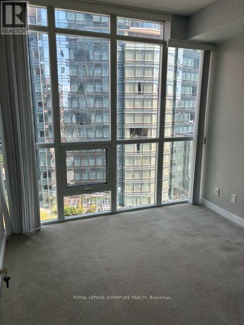 1307 - 126 Simcoe Street, Toronto, Ontario  M5H 4E6 - Photo 14 - C13627414