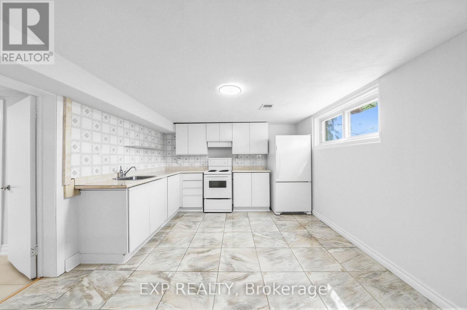 177 Overbrook Place, Toronto, Ontario  M3H 4R2 - Photo 39 - C13627438