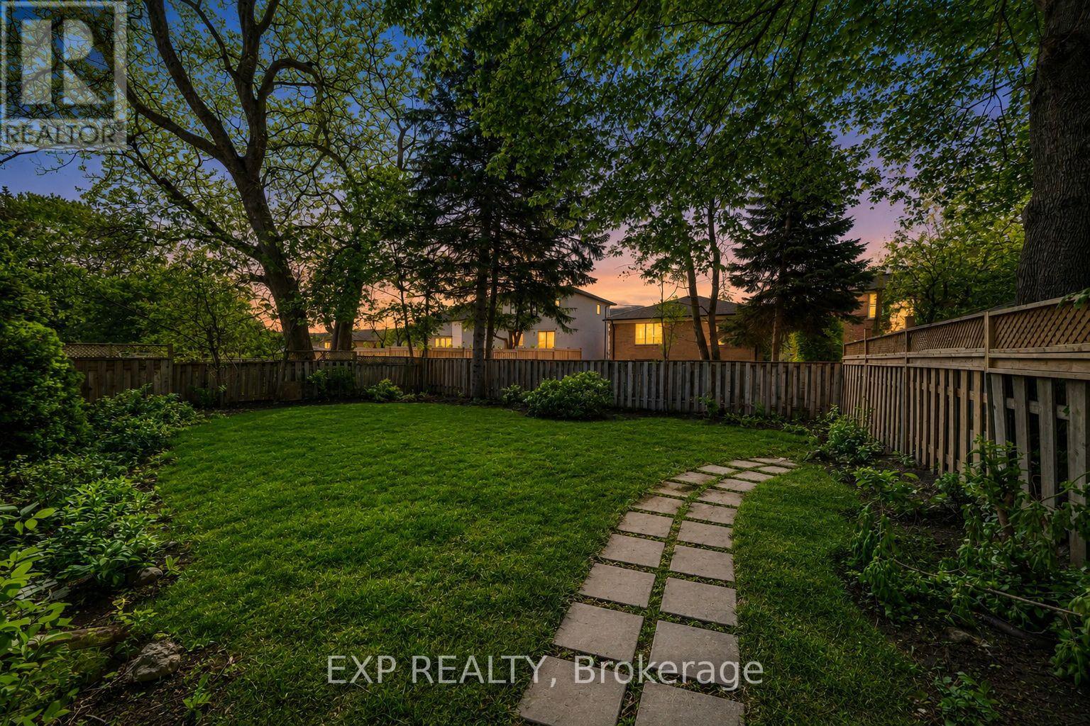 177 Overbrook Place, Toronto, Ontario  M3H 4R2 - Photo 40 - C13627438