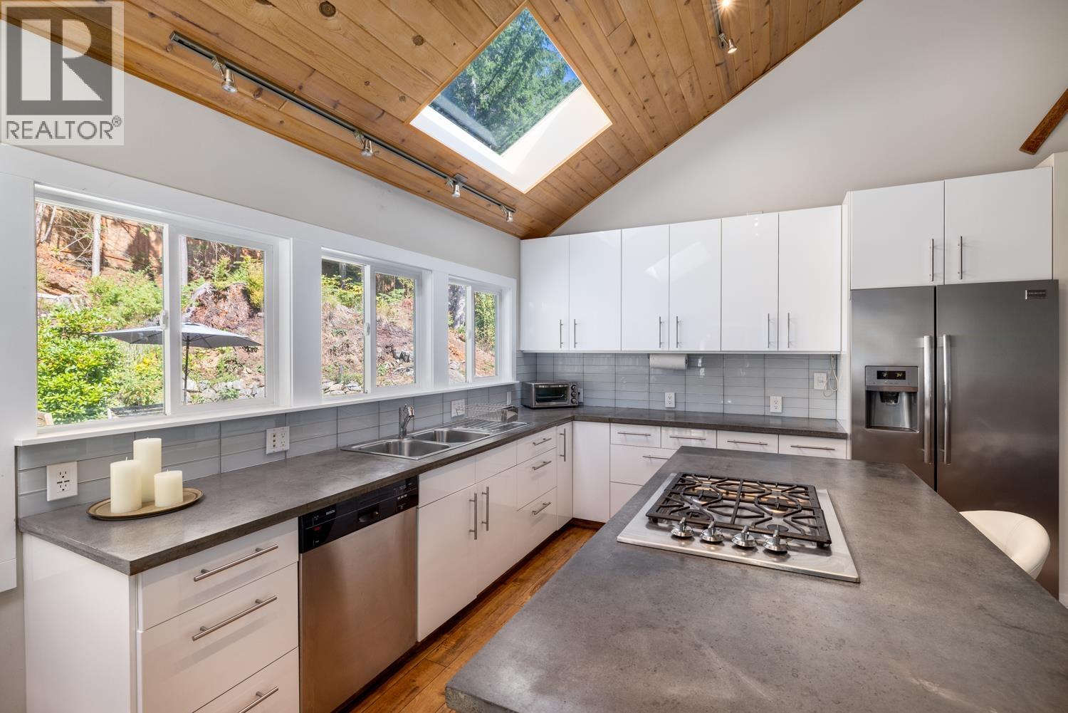 1302 Adams Road, Bowen Island, British Columbia  V0N 1G2 - Photo 13 - R3151715