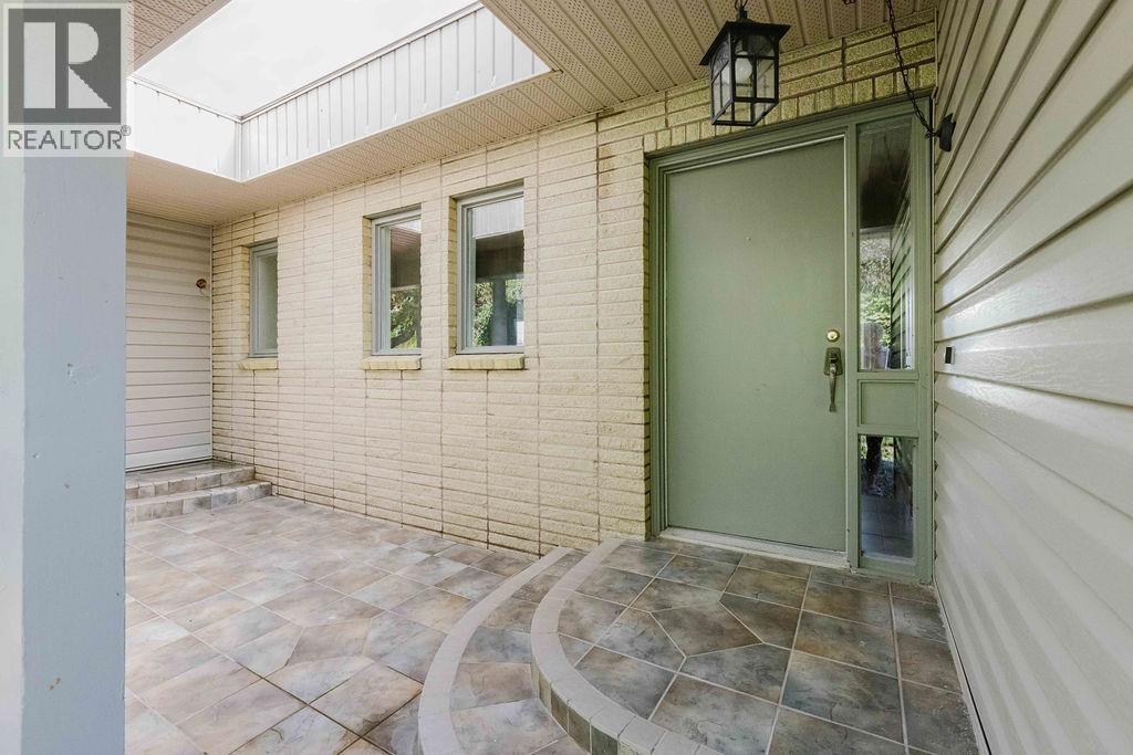 6505 Meier Road, Sechelt, British Columbia  V7Z 0S8 - Photo 5 - R3151722