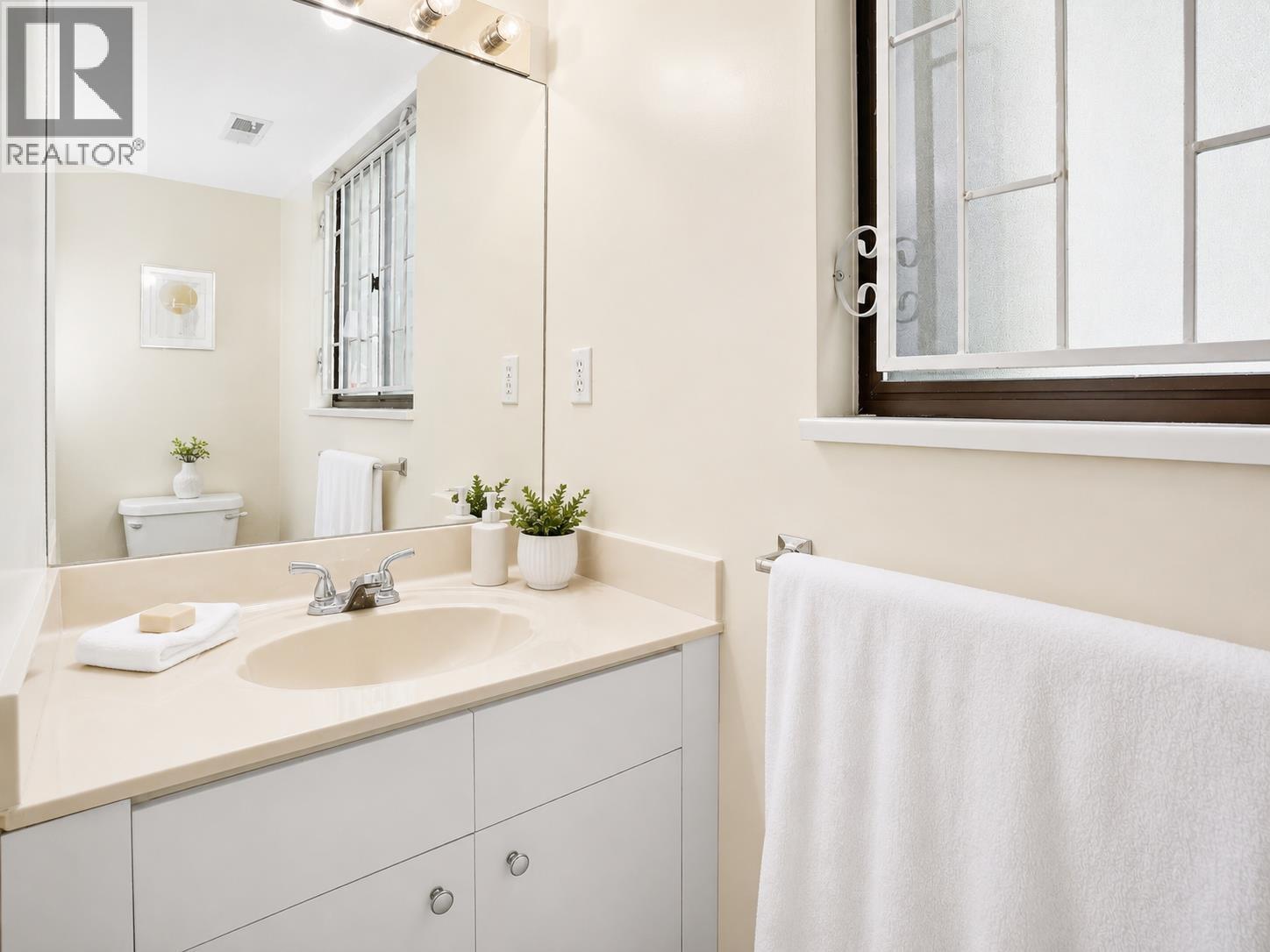 2940 Dresden Way, North Vancouver, British Columbia  V7H 1P6 - Photo 14 - R3151725
