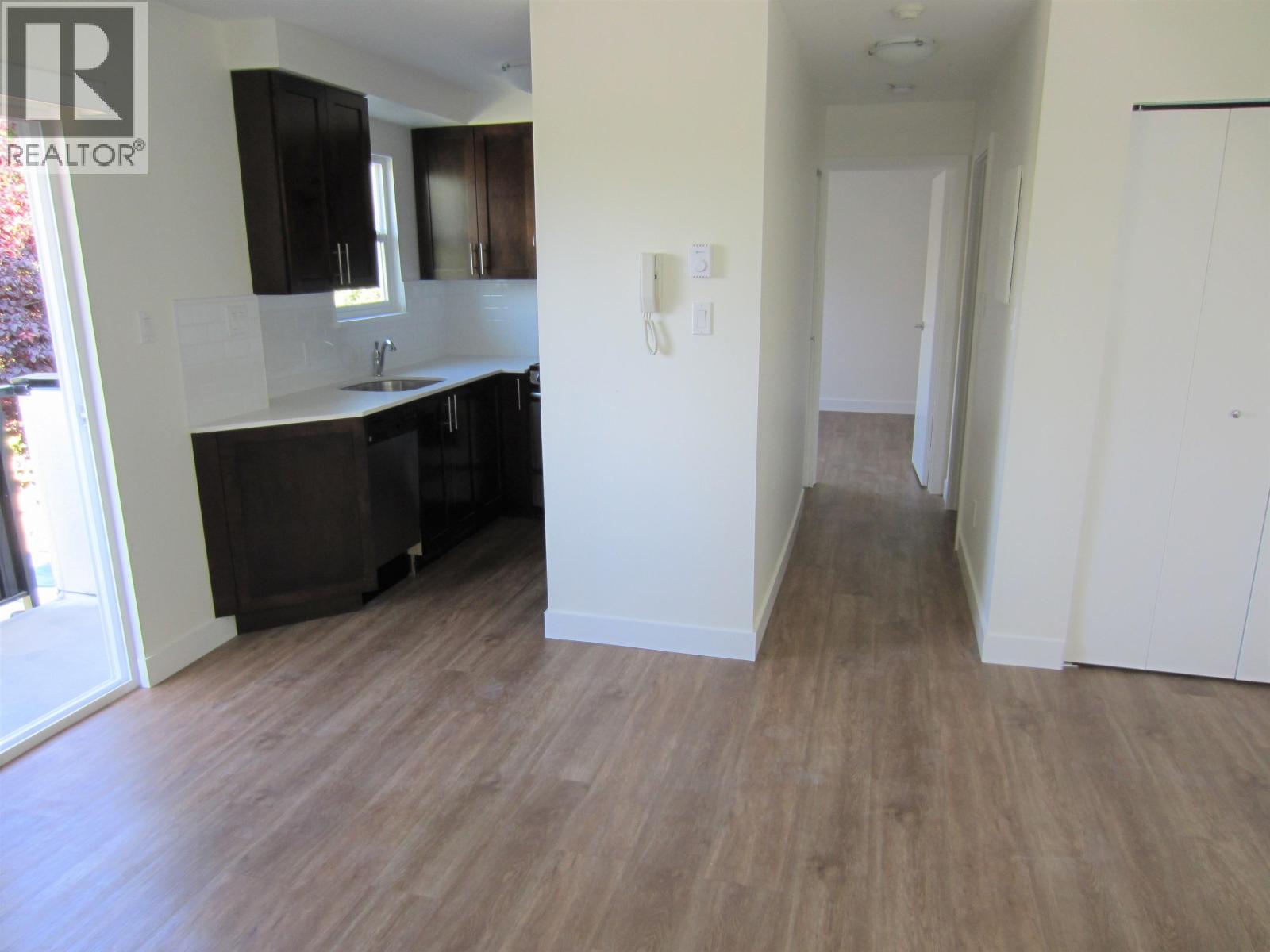 1986 Woodland Drive, Vancouver, British Columbia  V5N 3N8 - Photo 3 - R3151706