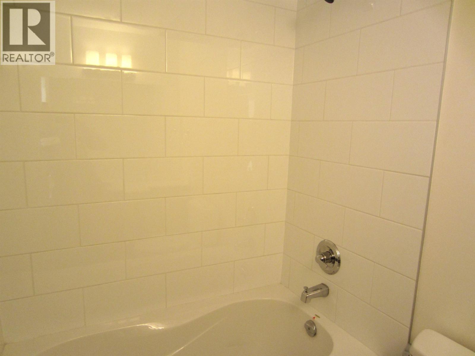 1986 Woodland Drive, Vancouver, British Columbia  V5N 3N8 - Photo 9 - R3151706