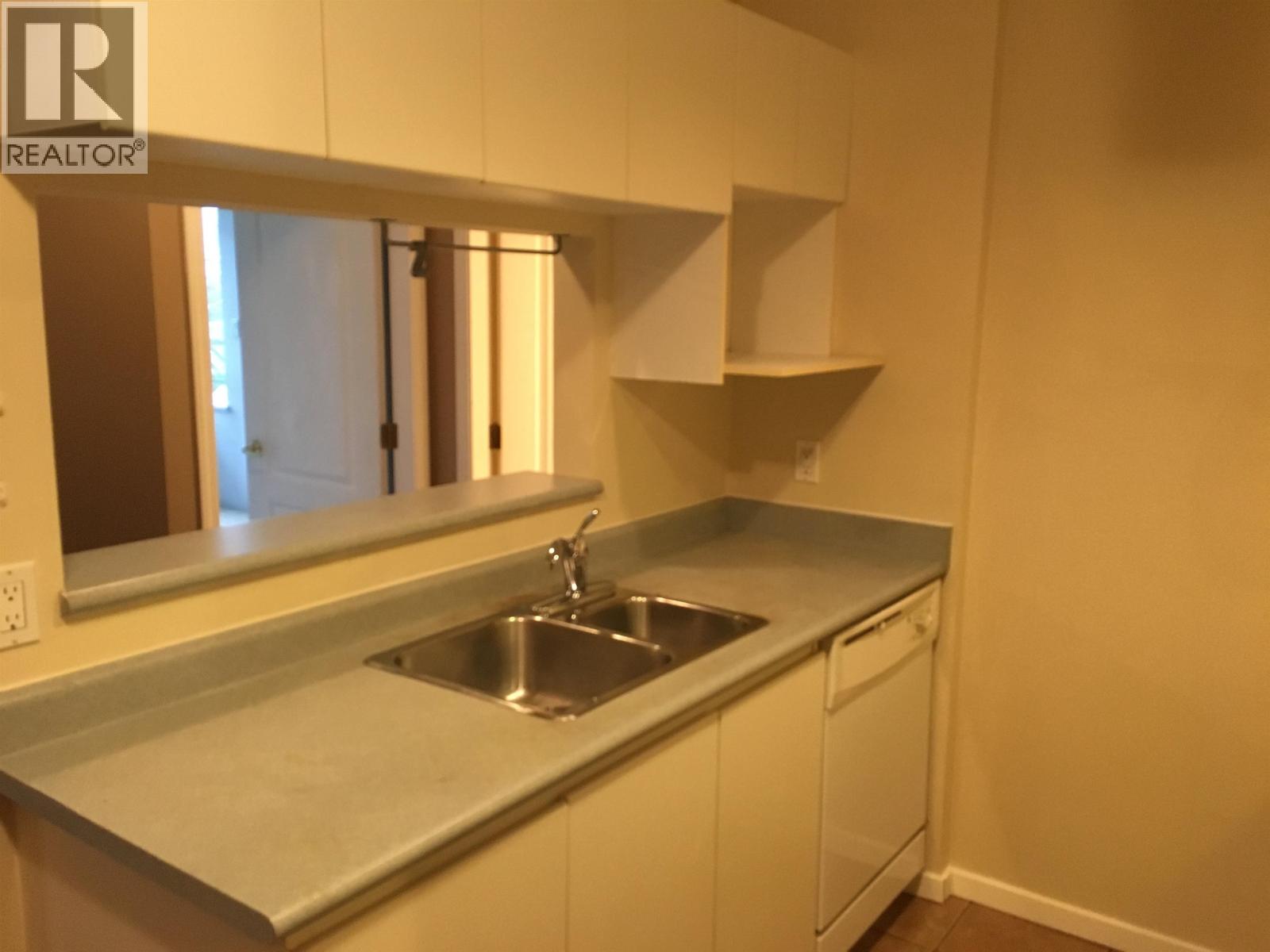 206 3489 Ascot Place Avenue, Vancouver, British Columbia  V5R 6B6 - Photo 3 - R3151726