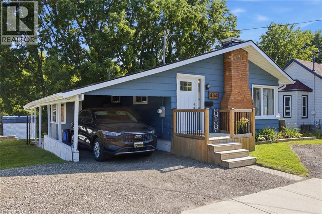 434 Henry Street, Woodstock, Ontario  N4S 1X1 - Photo 2 - 40852294