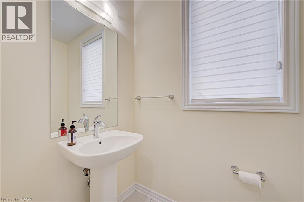 407 Dolman Street, Breslau, Ontario  N0B 1M0 - Photo 8 - 40852658