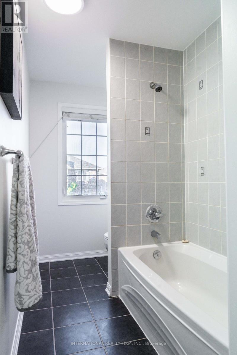 720 Stagg Gardens, Milton, Ontario  L9T 0X9 - Photo 20 - W13627398