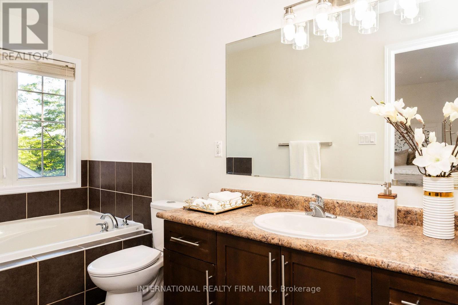 720 Stagg Gardens, Milton, Ontario  L9T 0X9 - Photo 25 - W13627398