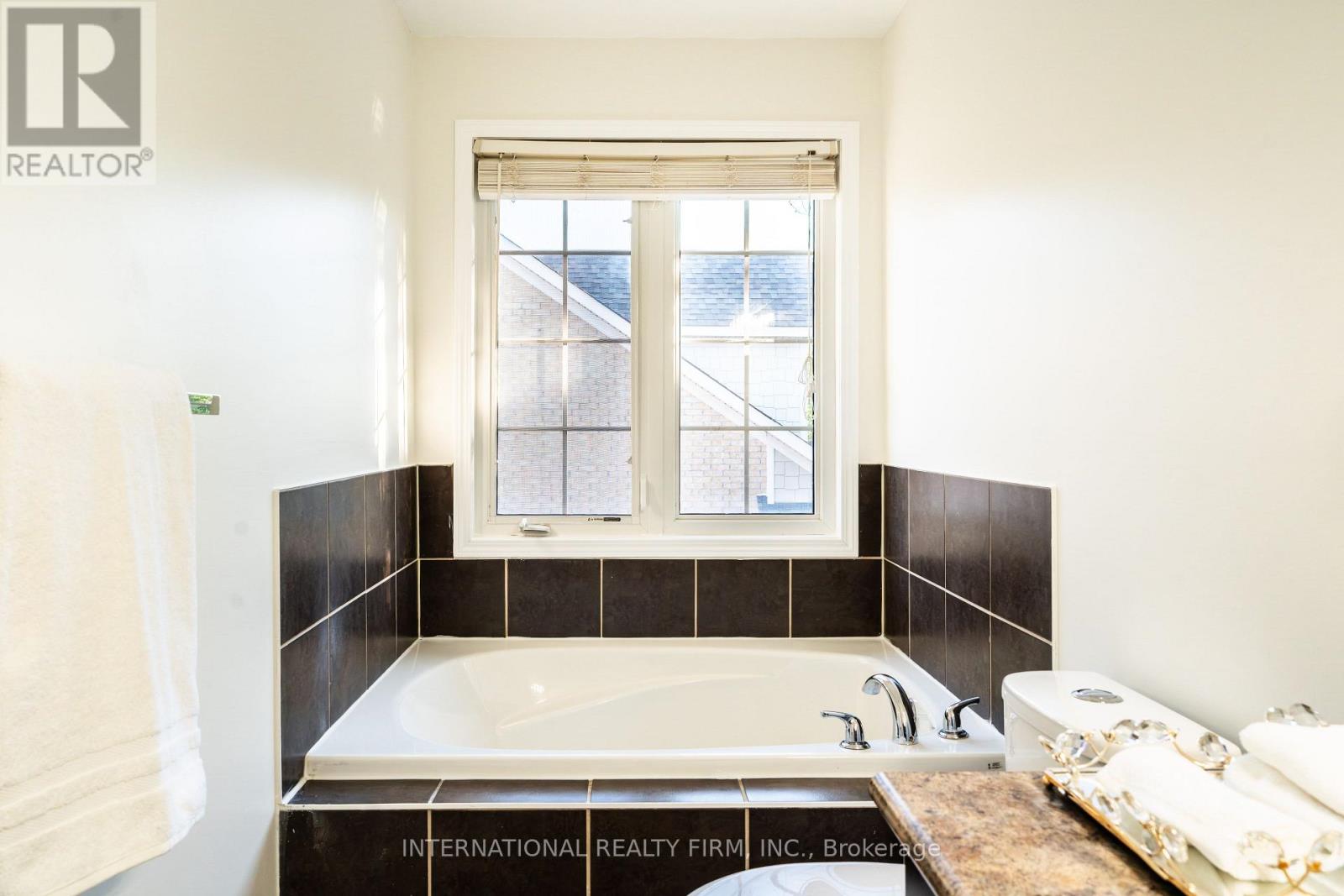 720 Stagg Gardens, Milton, Ontario  L9T 0X9 - Photo 26 - W13627398