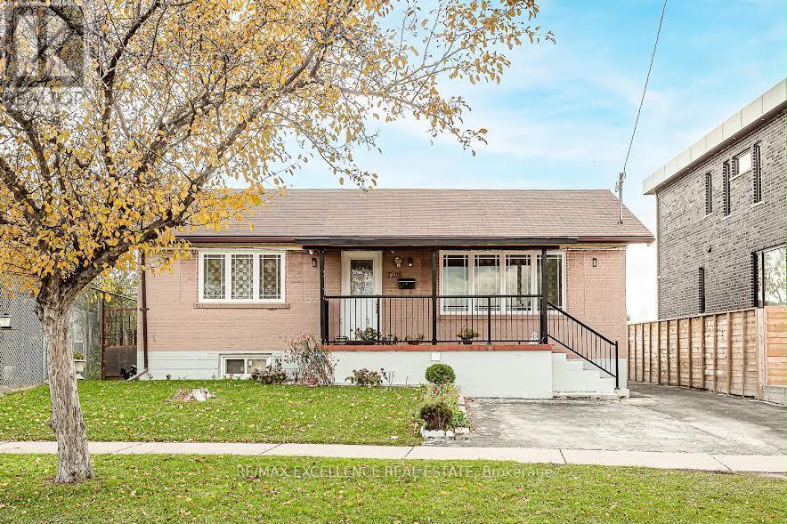7208 HERMITAGE ROAD, Mississauga, Ontario