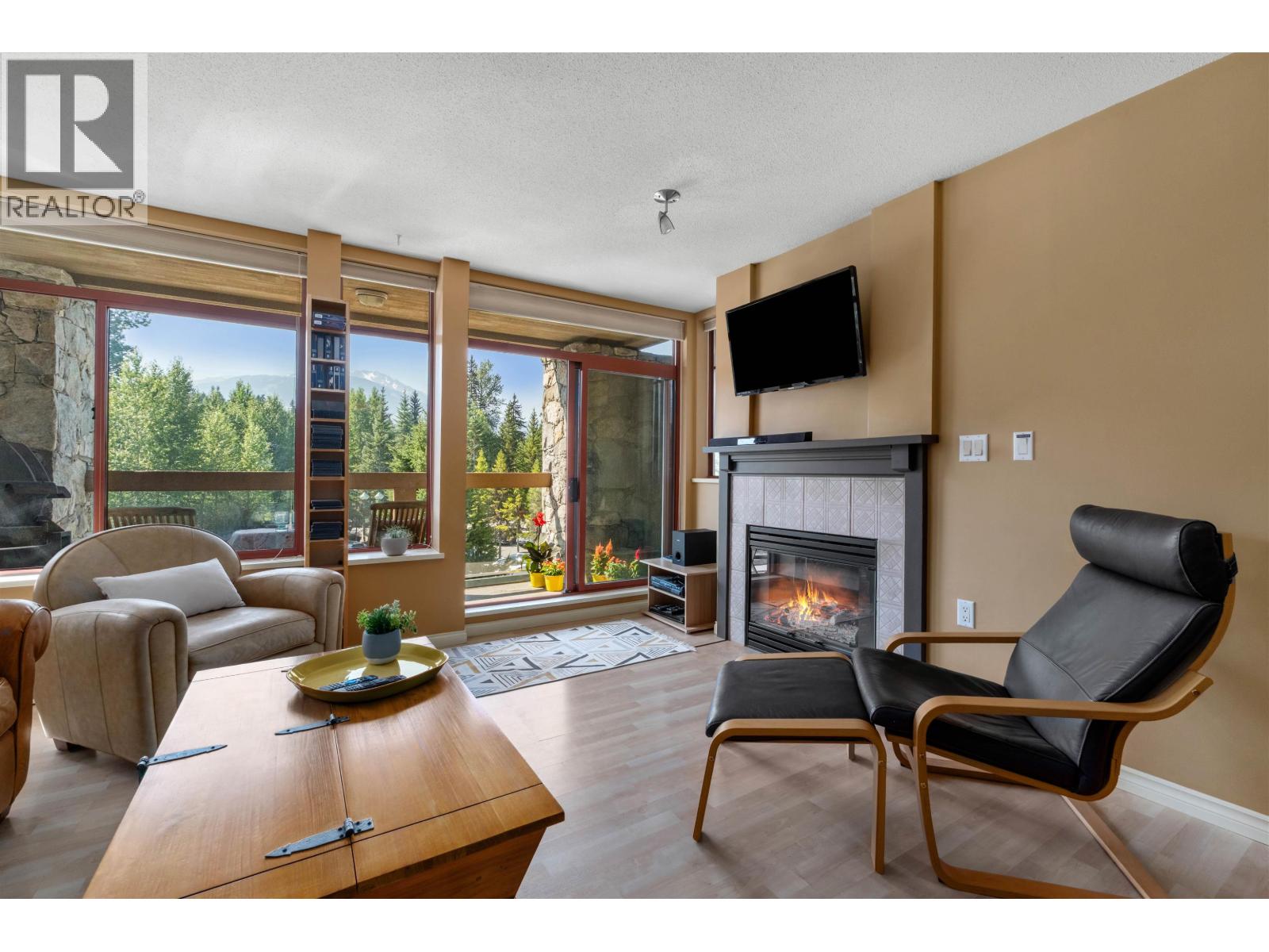 209 8080 NICKLAUS NORTH BOULEVARD, Whistler, British Columbia