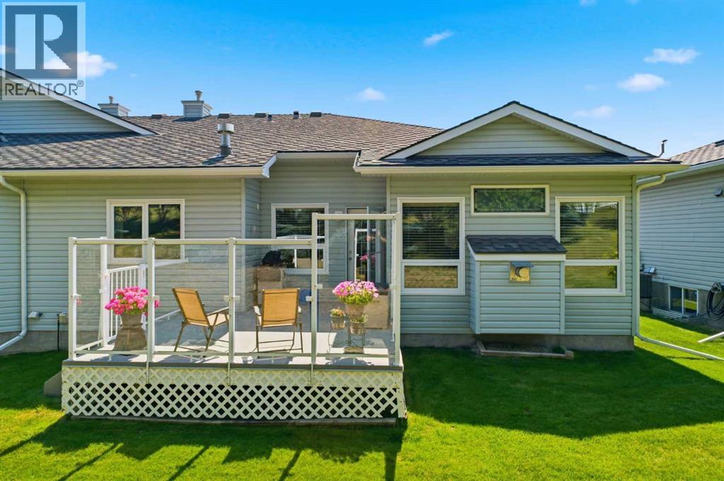 215 Rocky Ridge Villas NW, Calgary, Alberta  T3G 4R2 - Photo 40 - A2329725