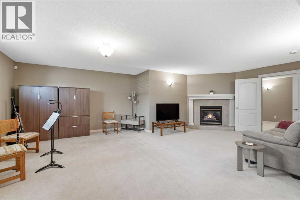 215 Rocky Ridge Villas NW, Calgary, Alberta  T3G 4R2 - Photo 32 - A2329725