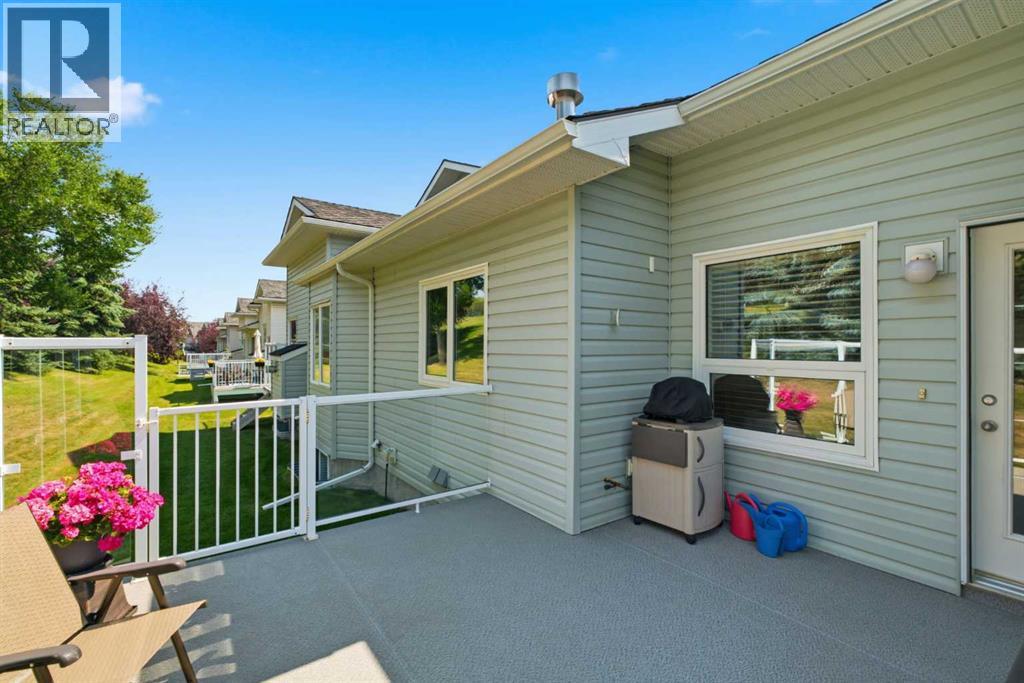 215 Rocky Ridge Villas NW, Calgary, Alberta  T3G 4R2 - Photo 42 - A2329725