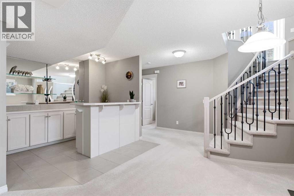 215 Rocky Ridge Villas NW, Calgary, Alberta  T3G 4R2 - Photo 30 - A2329725