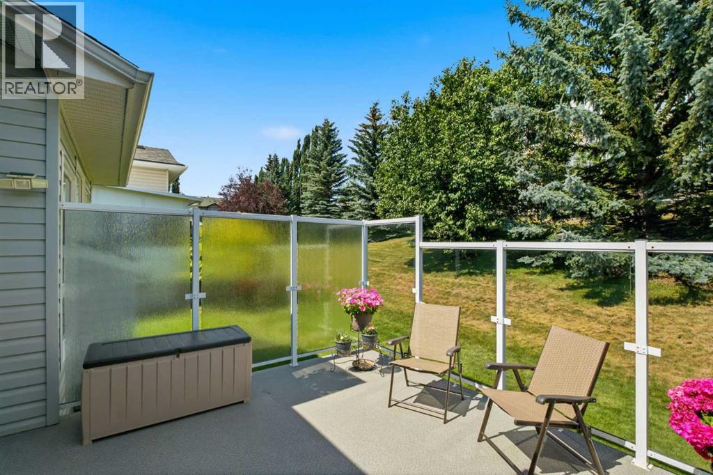 215 Rocky Ridge Villas NW, Calgary, Alberta  T3G 4R2 - Photo 43 - A2329725