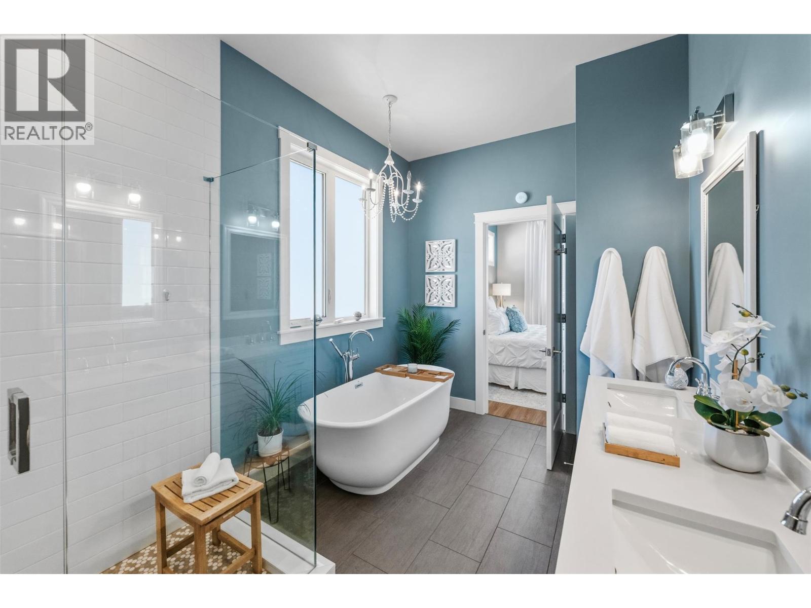 7030 Tucelnuit Drive, Oliver, British Columbia  V0H 1T0 - Photo 38 - 10384867