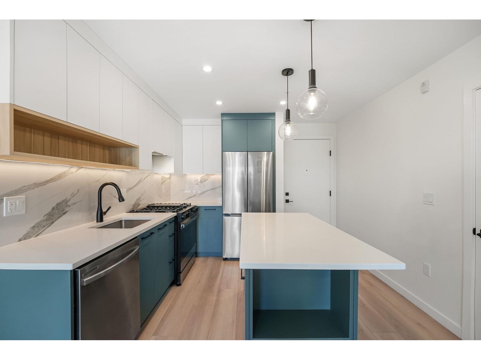 409 6270 Gooseberry Drive, Surrey, British Columbia  V3S 0B7 - Photo 2 - R3151698