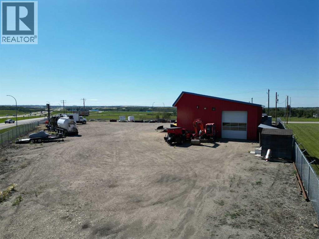 3208 52 Avenue, Innisfail, Alberta  T4G 1E2 - Photo 16 - A2287062