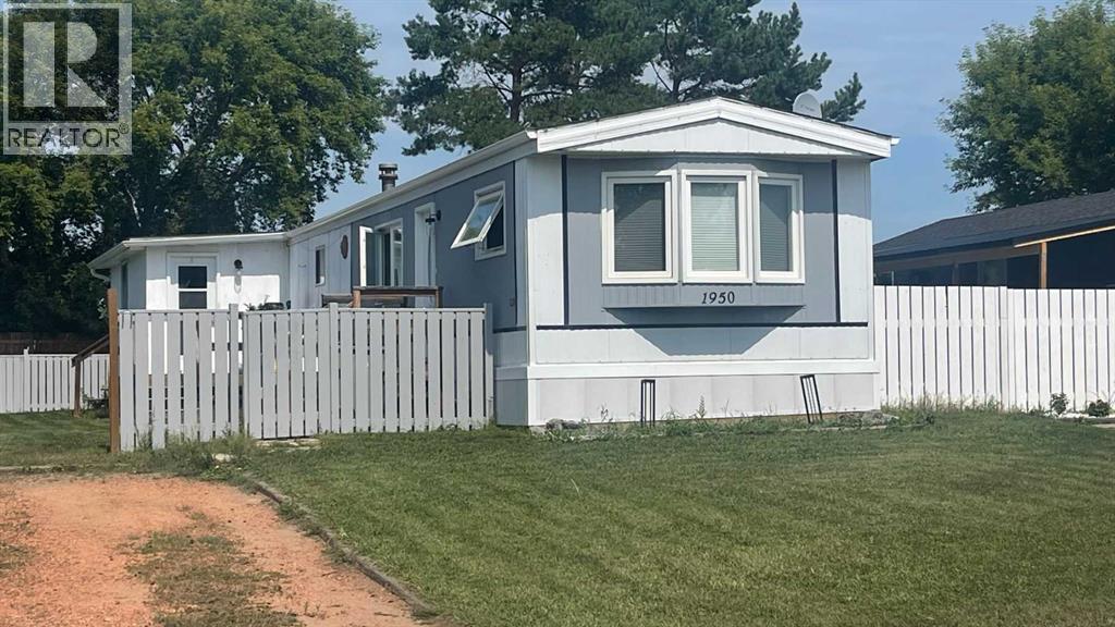 1950 5 Avenue, wainwright, Alberta