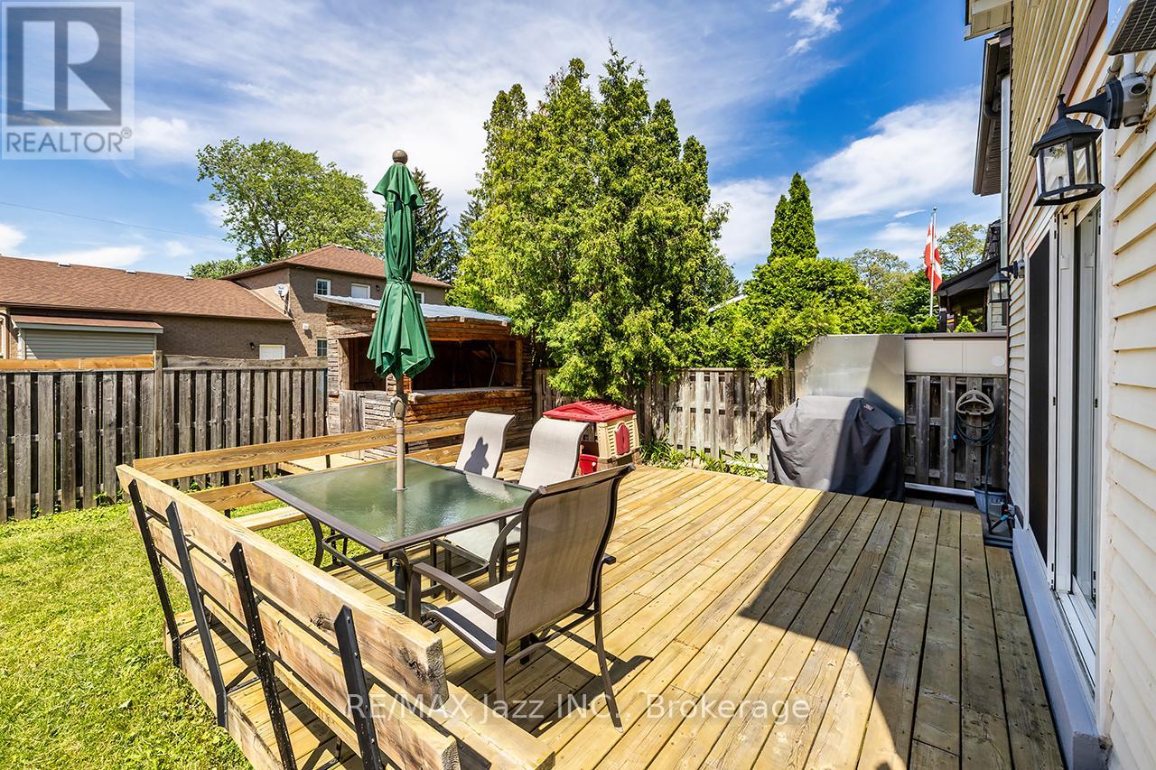 1324 Astra Court, Oshawa (Eastdale), Ontario  L1K 1H7 - Photo 38 - E13627466