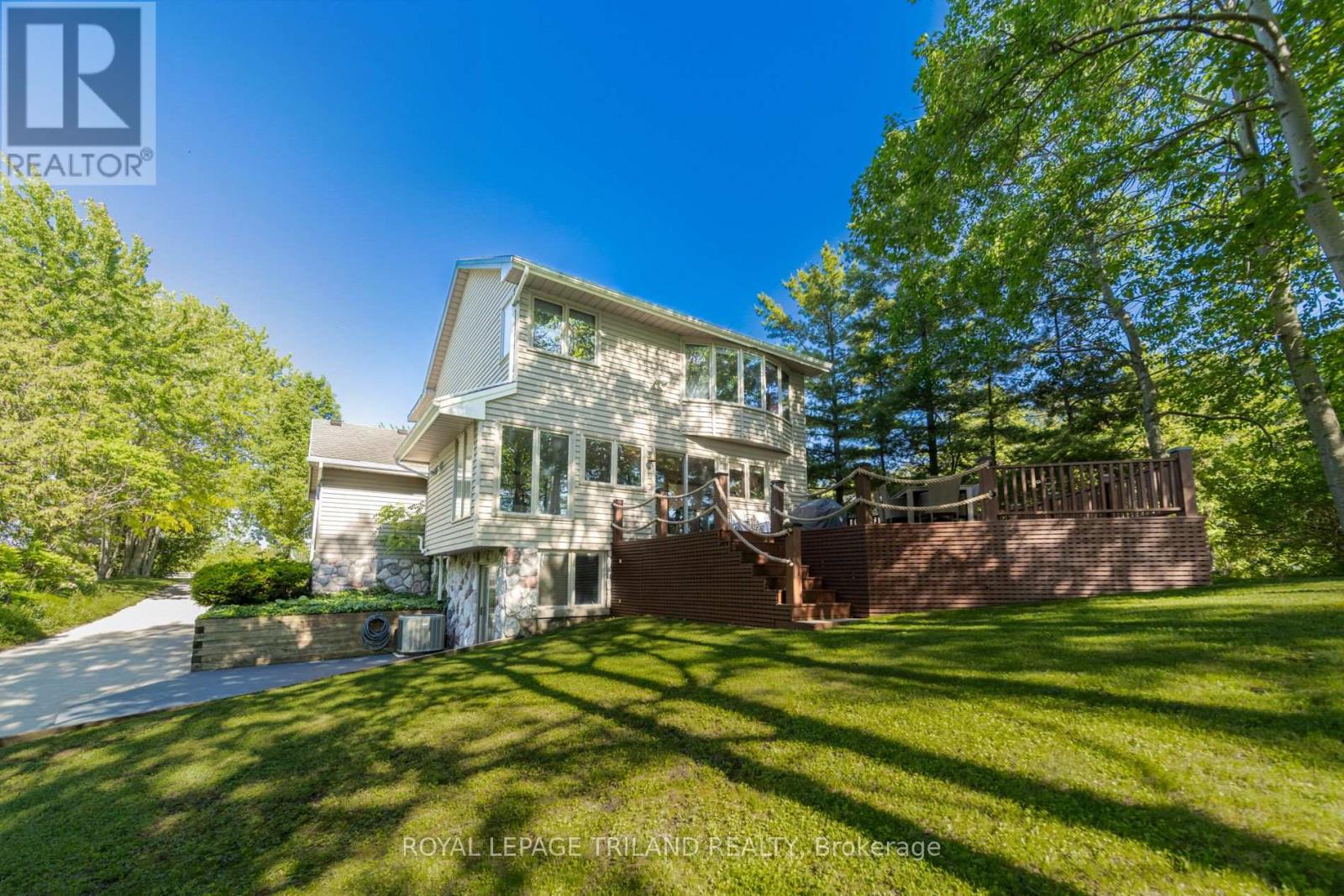 73437 Sandy Beach Road, Bluewater, Ontario  N0M 2T0 - Photo 7 - X13627446