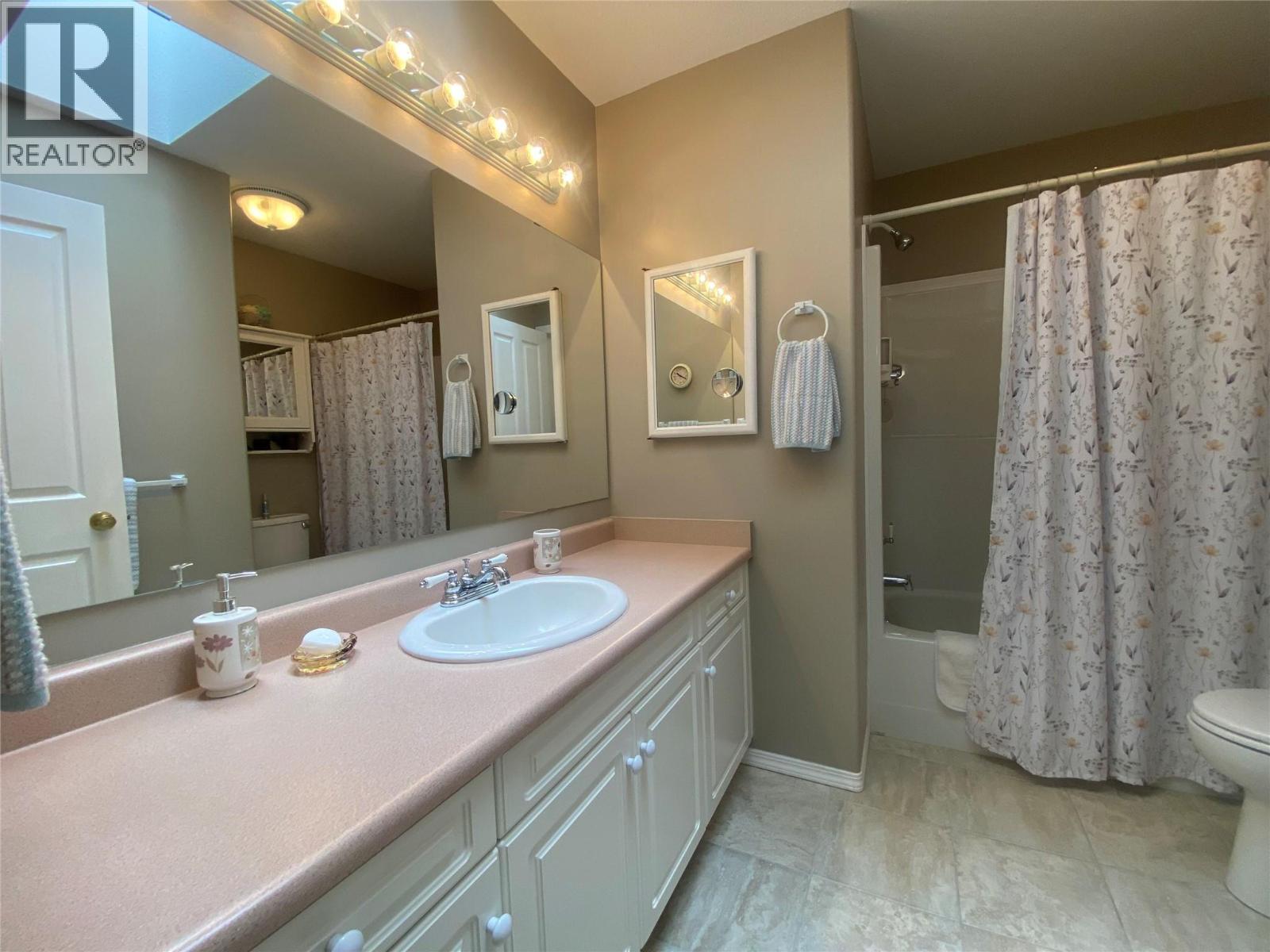 765 Jasper Avenue, Grand Forks, British Columbia  V0H 1H4 - Photo 20 - 10395490