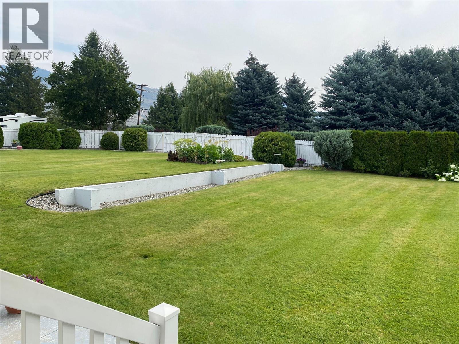 765 Jasper Avenue, Grand Forks, British Columbia  V0H 1H4 - Photo 39 - 10395490