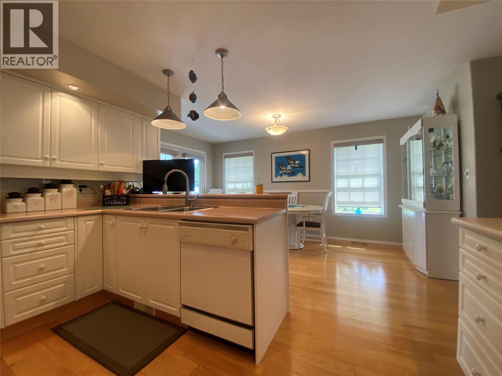 765 Jasper Avenue, Grand Forks, British Columbia  V0H 1H4 - Photo 13 - 10395490