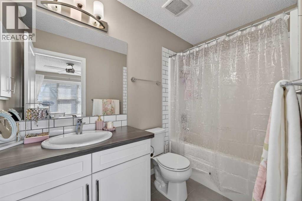 64 Masters Link SE, Calgary, Alberta  T3M 2N2 - Photo 15 - A2331785