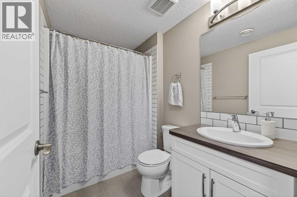 64 Masters Link SE, Calgary, Alberta  T3M 2N2 - Photo 22 - A2331785