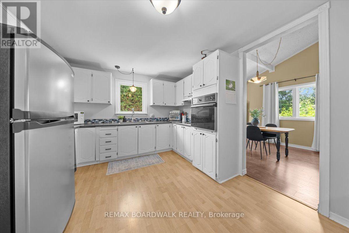 201 Linda Loop, Ottawa, Ontario K0A 2H0 - Photo 12 - X13627508