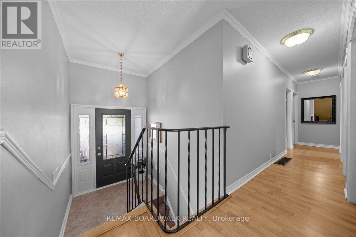 201 Linda Loop, Ottawa, Ontario K0A 2H0 - Photo 5 - X13627508